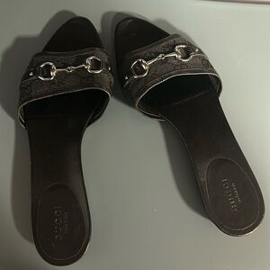 authentic Gucci vintage slides gg logo  size in women’s size 6.5 (37B)